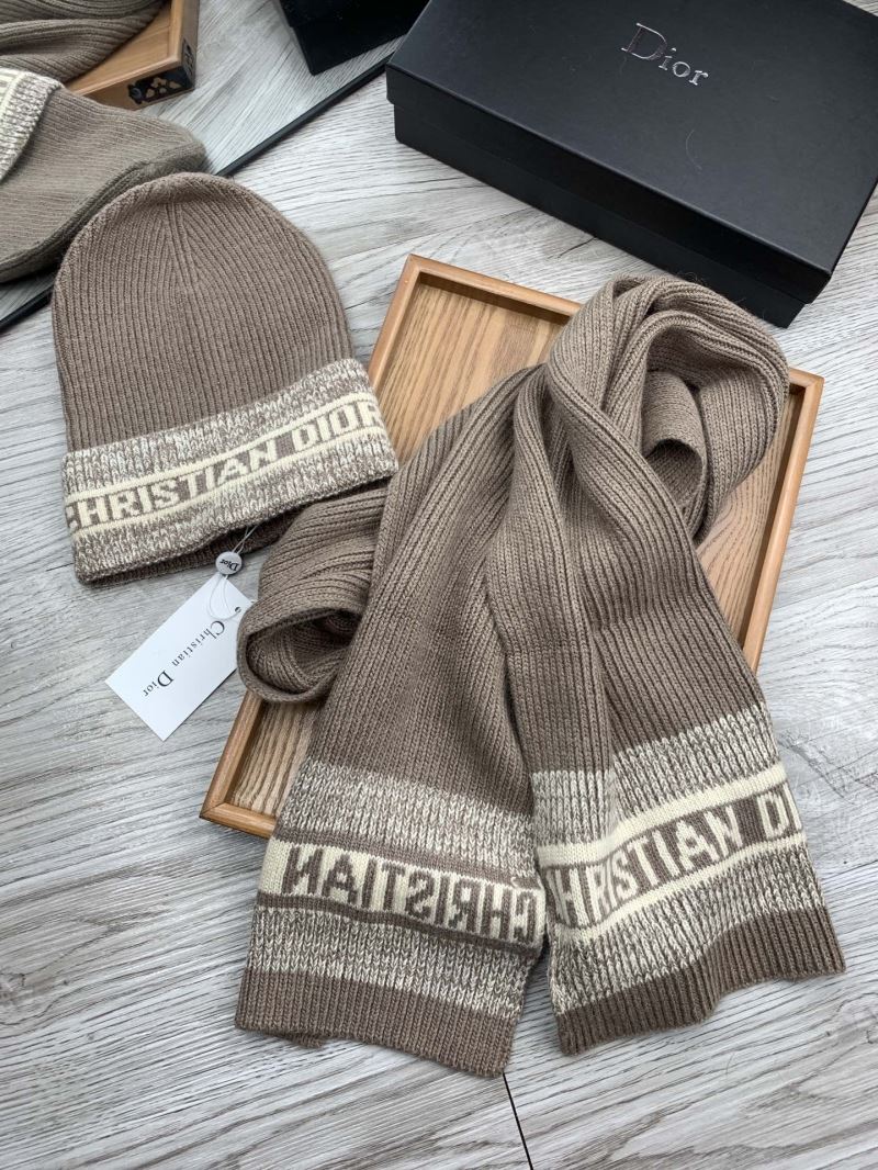 Christian Dior Caps Scarfs